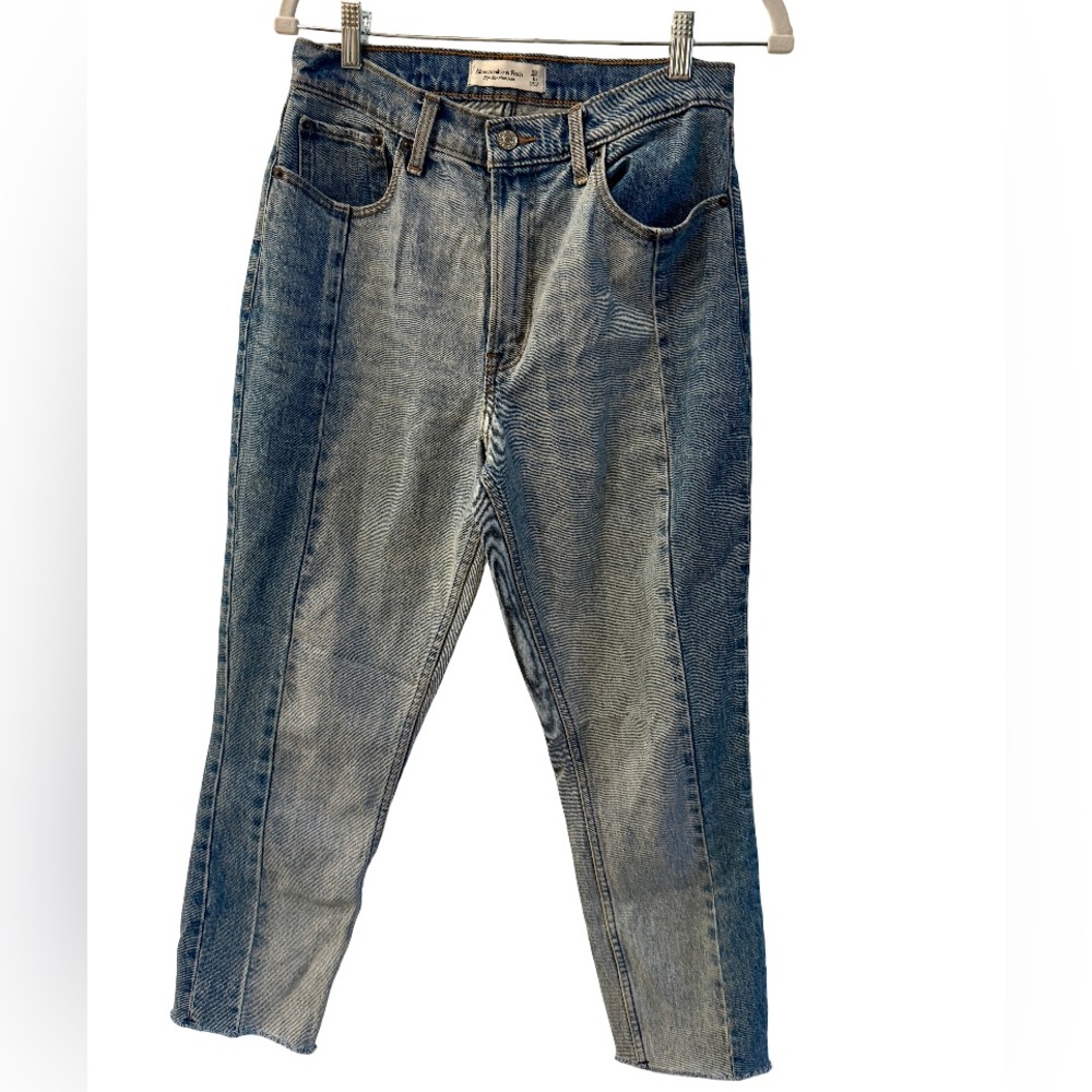 Abercrombie & Fitch High Rise Mom Jean 2-Tone Size 28